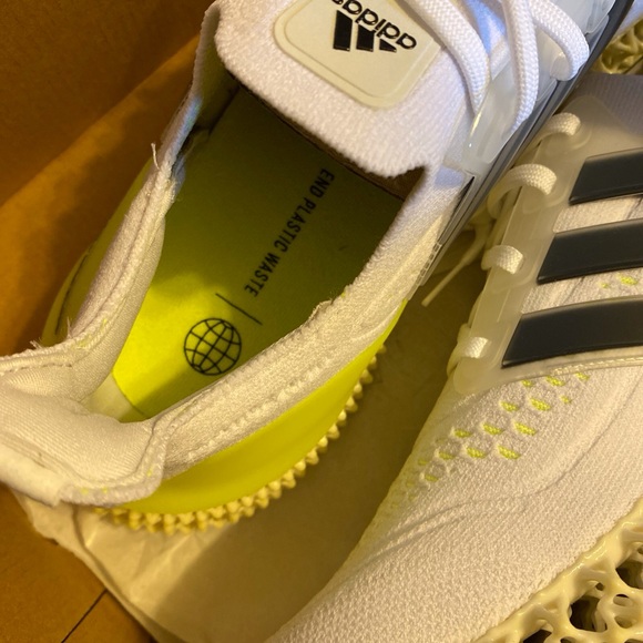 Adidas UltraBoost Ultra 4D - Picture 4 of 10